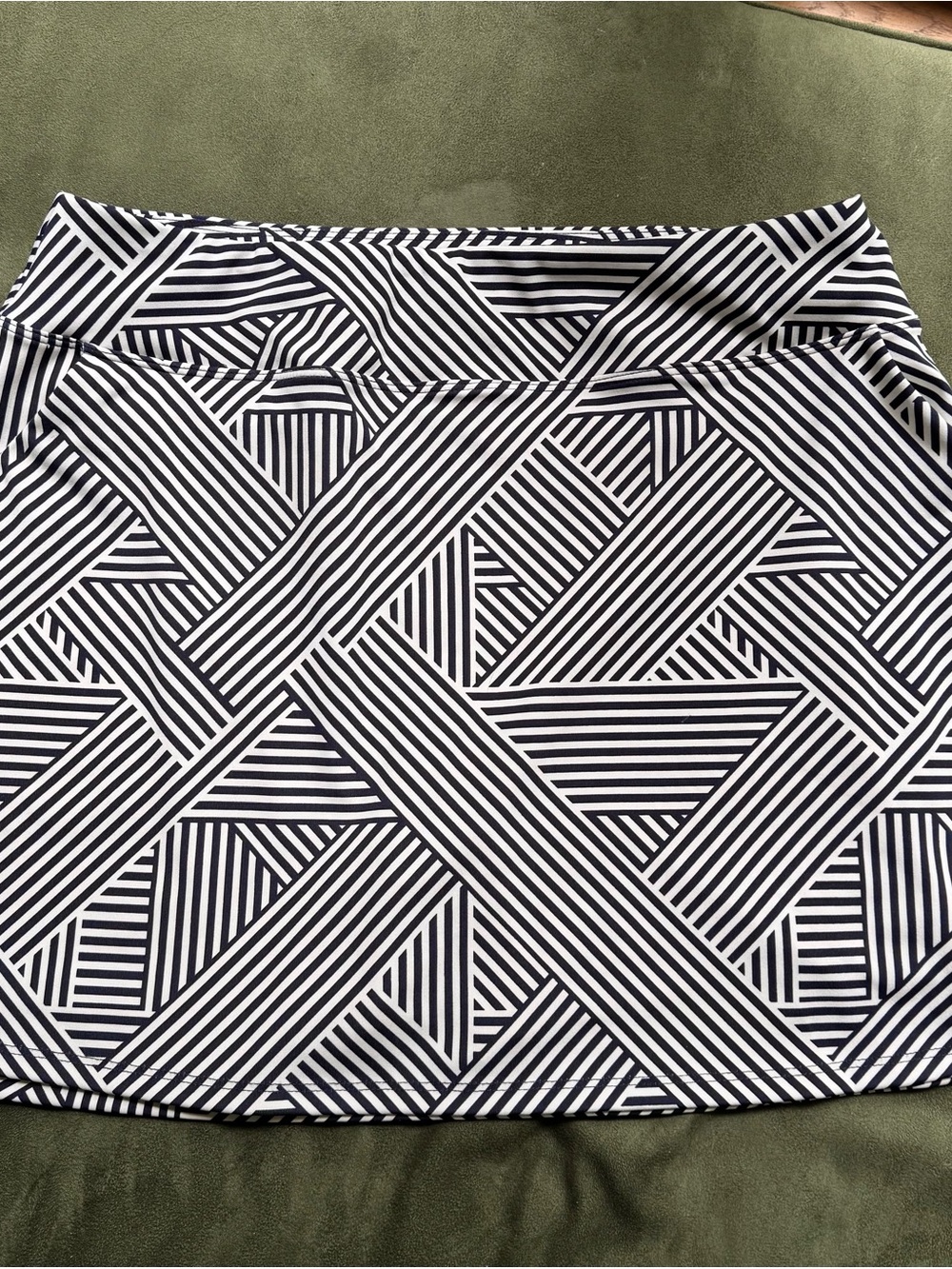 Tommy Bahama Navy & White Striped Geometric Golf/Tennis Skort